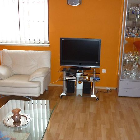 Nueva Fiesta Apartment Marianske Lazne Ngoại thất bức ảnh