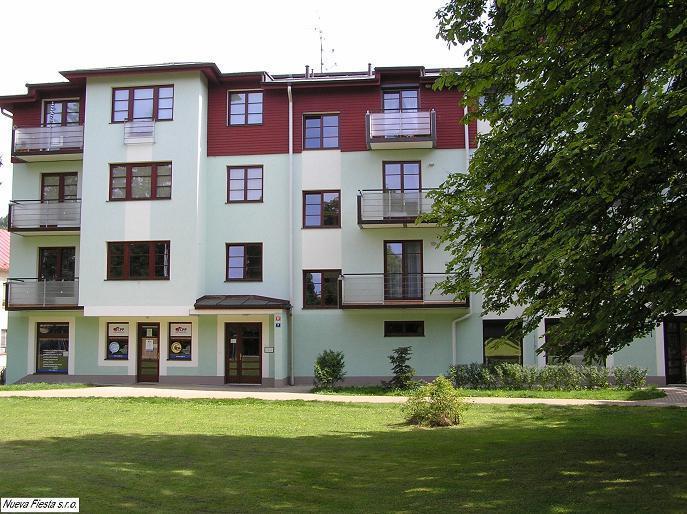 Nueva Fiesta Apartment Marianske Lazne Ngoại thất bức ảnh